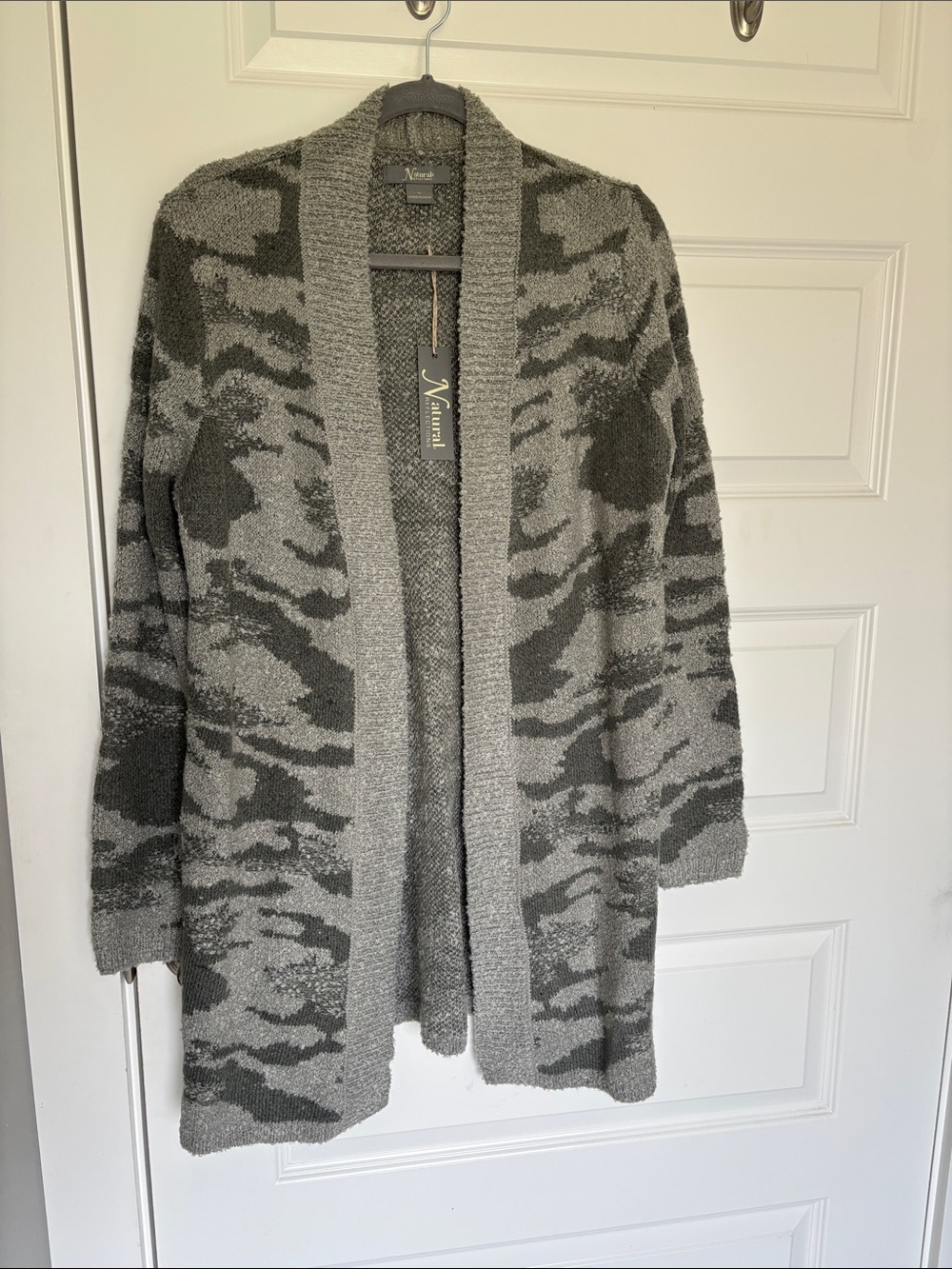Natural Reflections Gray Camouflage Open-Front Cardigan